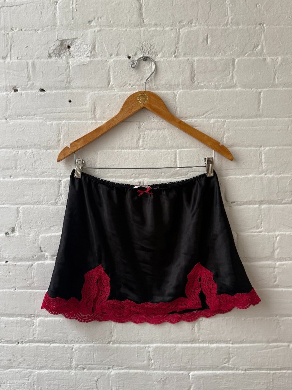 (SOLD)Black Silk Lace Trim Mini Skirt S/M Y2K Coquette